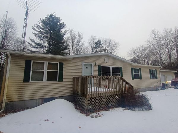167 Mill Road, Blanchard, MI 49310