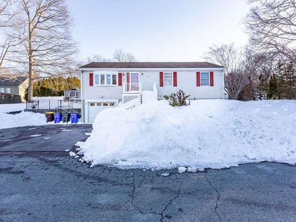 95 Hiatt Street, Fall River, MA 02721