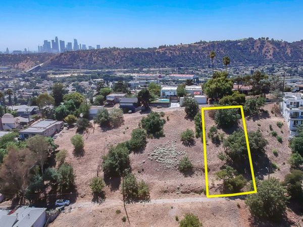 506 W. Beech Street , Los Angeles, CA 90065