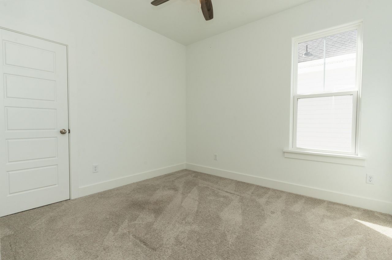 312 Eclipse Street Photo 22