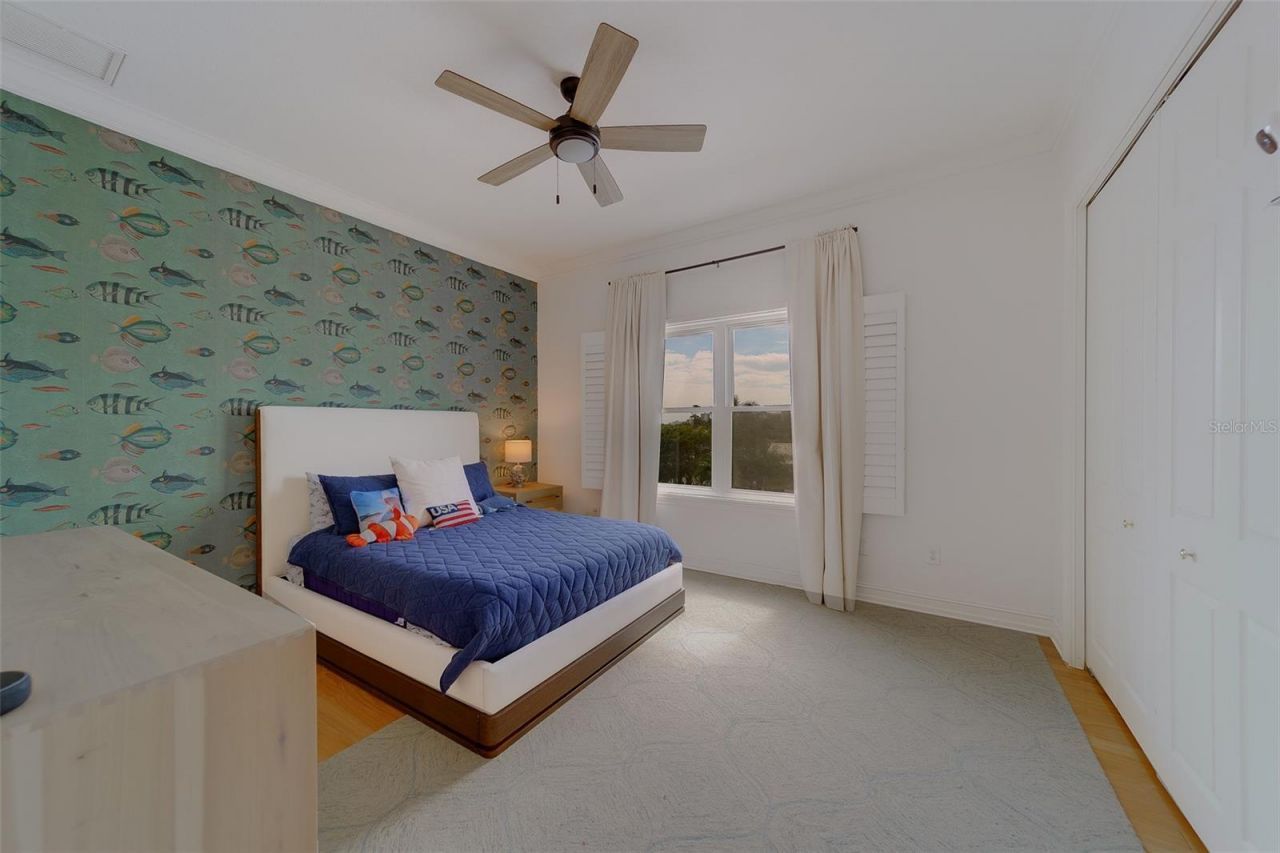 824 Island Way, Clearwater Beach, FL 33767 Photo