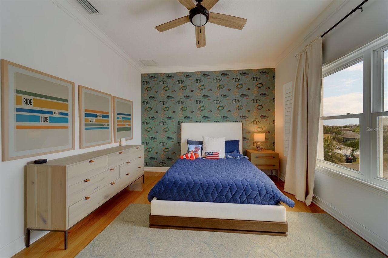 824 Island Way, Clearwater Beach, FL 33767 Photo