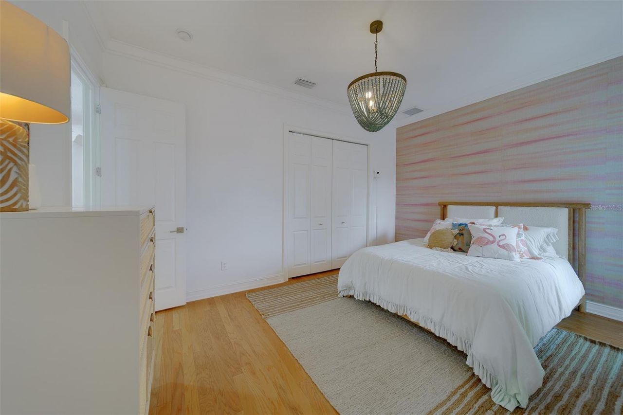 824 Island Way, Clearwater Beach, FL 33767 Photo