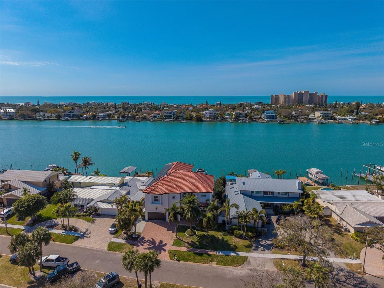 824 Island Way, Clearwater Beach, FL 33767 Photo