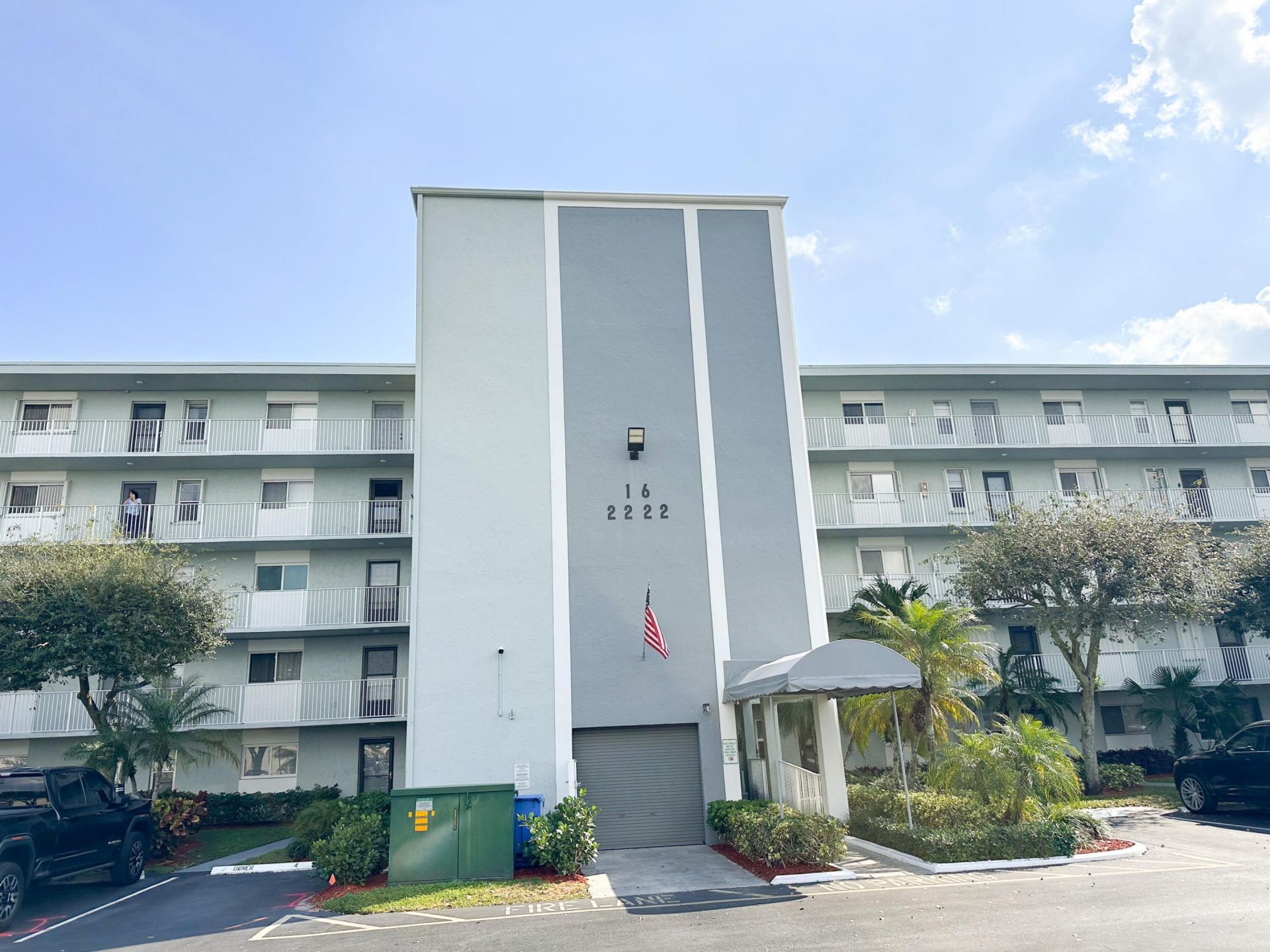 2222 N Cypress Bend Drive, Unit 403, Pompano Beach, FL 33069 Photo