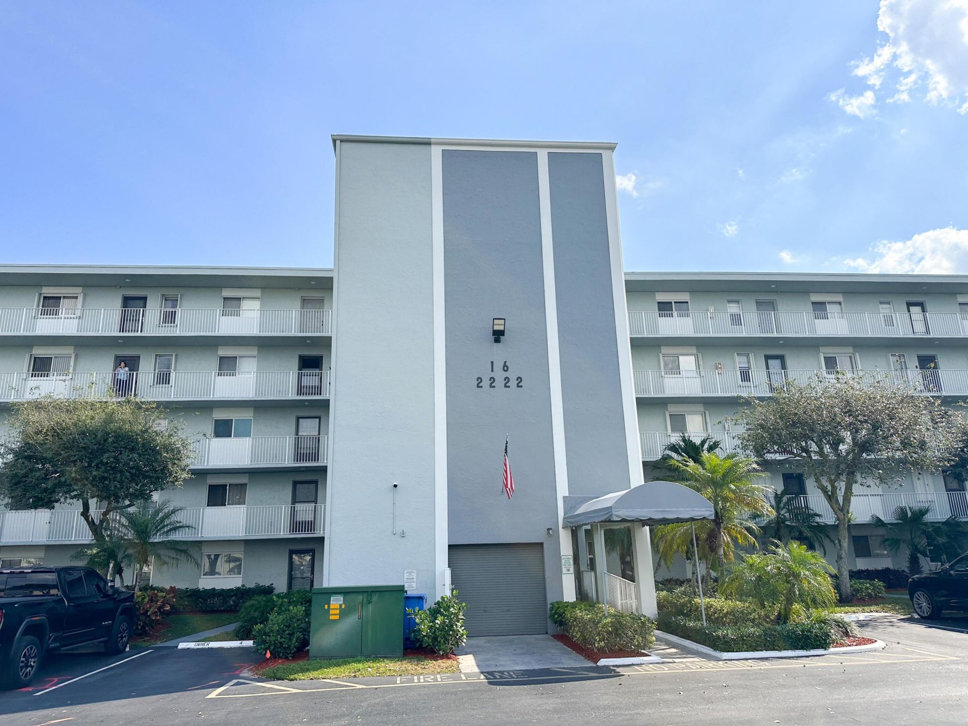 2222 N Cypress Bend Drive, Unit 403, Pompano Beach, FL 33069 Photo