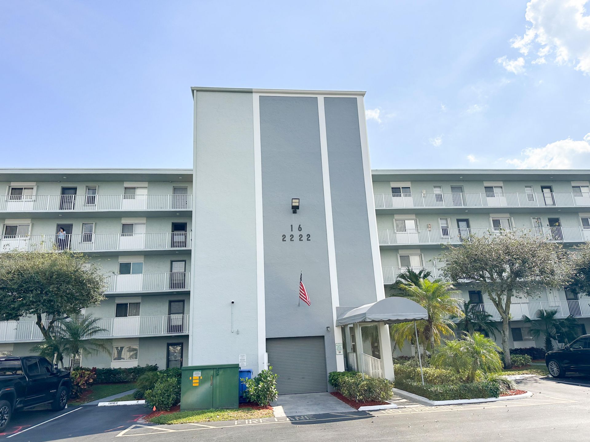 2222 N Cypress Bend Drive, Unit 403, Pompano Beach, FL 33069 Photo