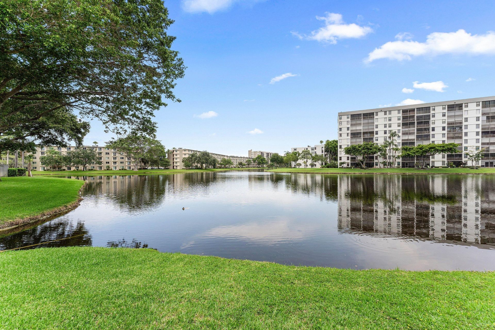 2222 N Cypress Bend Drive, Unit 403, Pompano Beach, FL 33069 Photo
