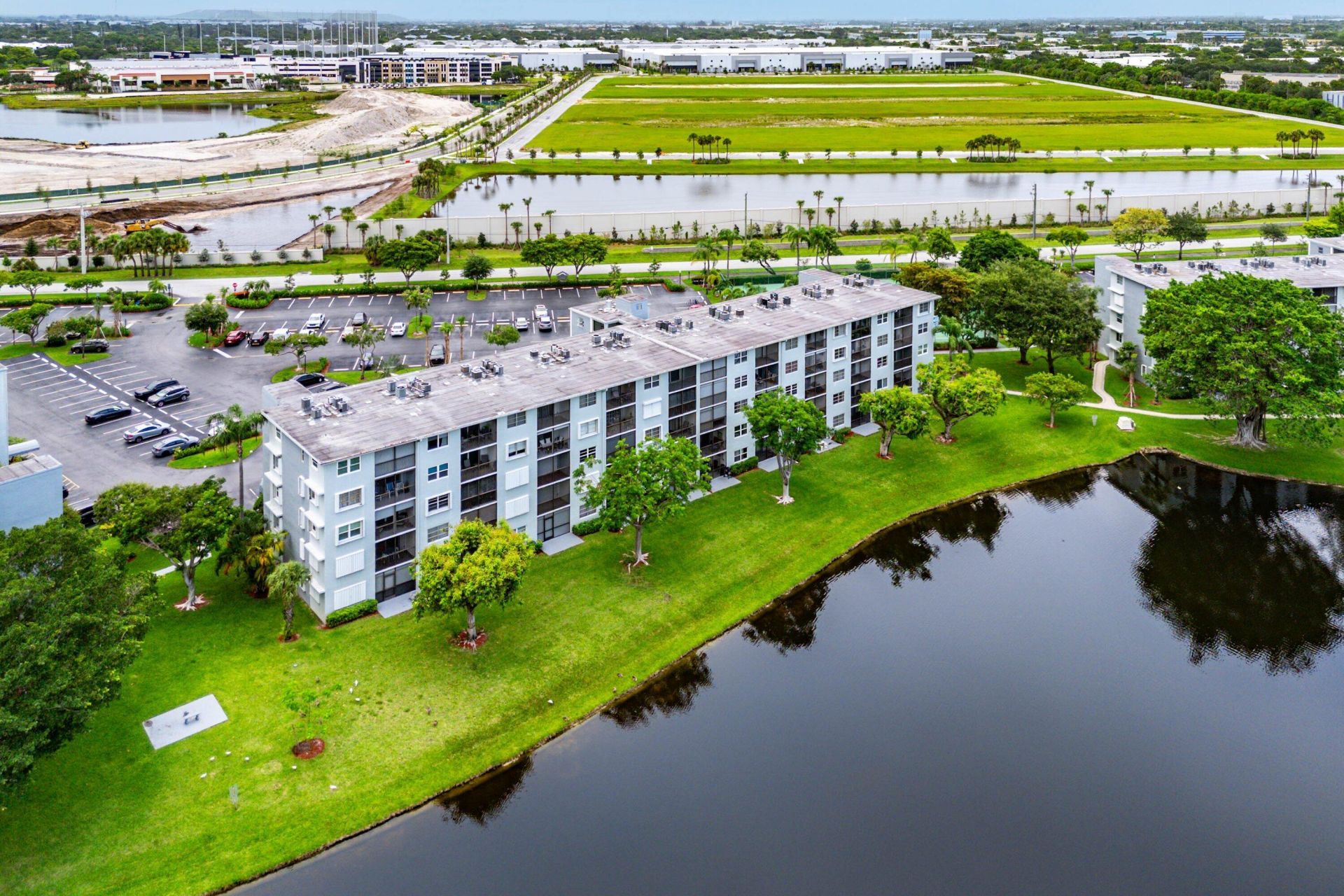 2222 N Cypress Bend Drive, Unit 403, Pompano Beach, FL 33069 Photo