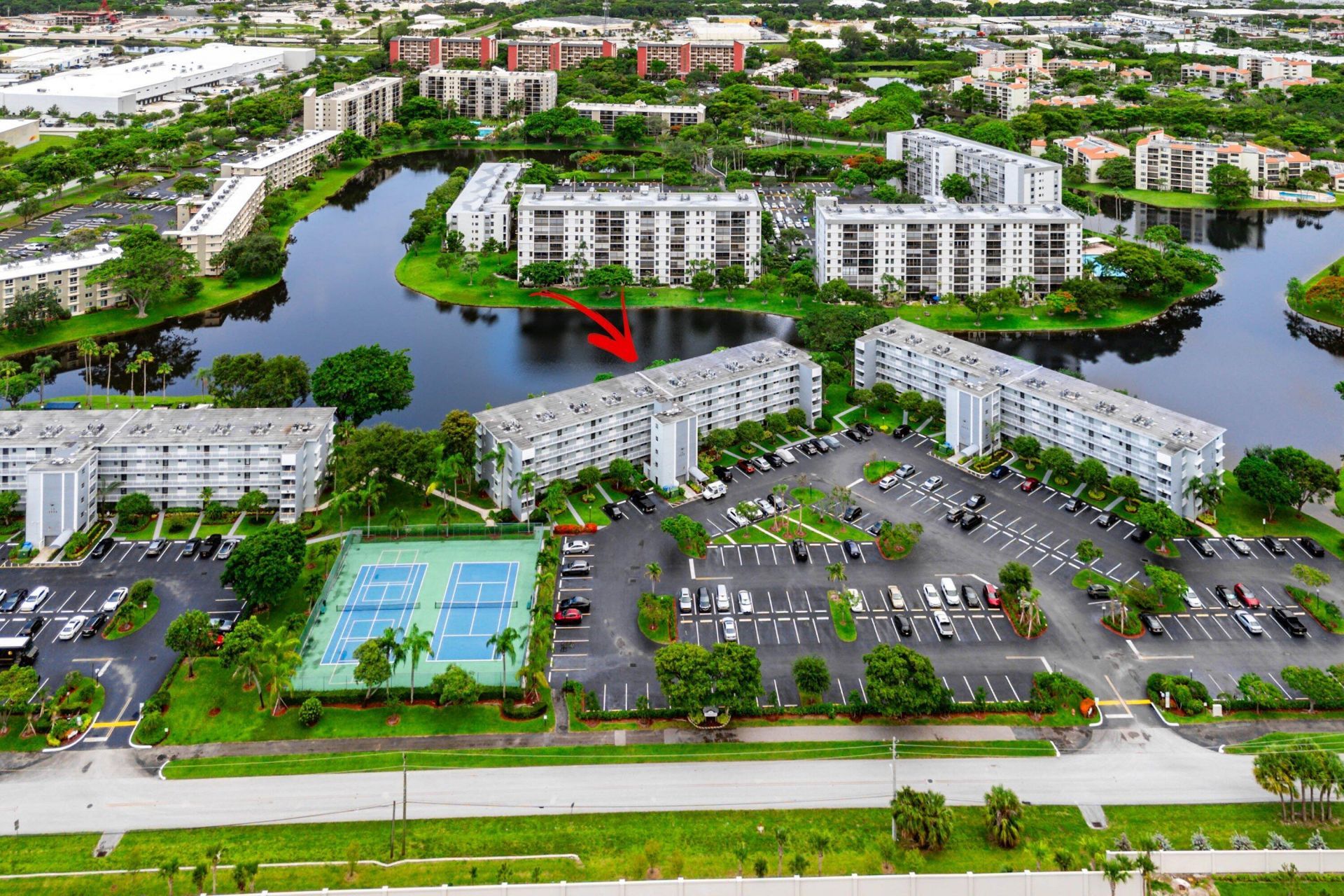 2222 N Cypress Bend Drive, Unit 403, Pompano Beach, FL 33069 Photo