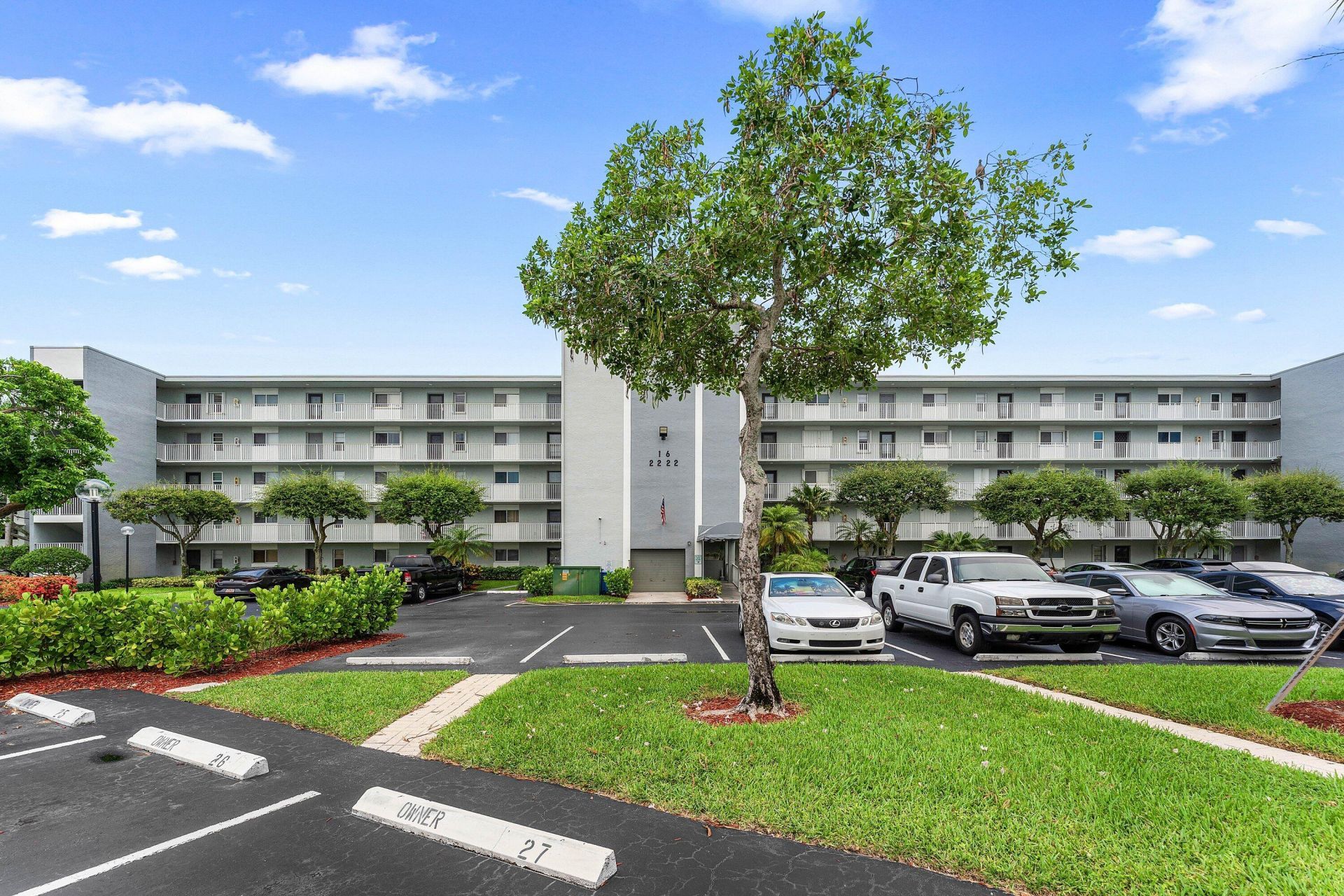 2222 N Cypress Bend Drive, Unit 403, Pompano Beach, FL 33069 Photo