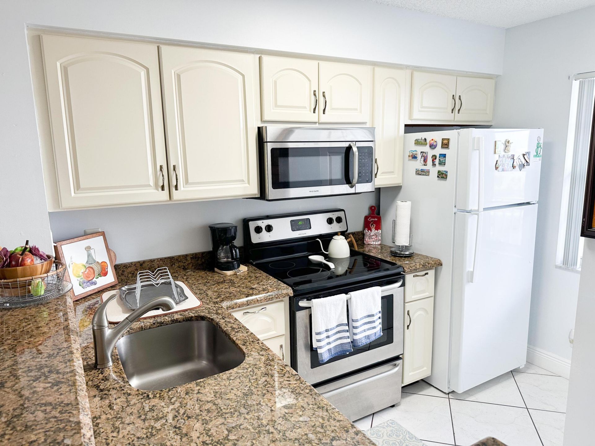 2222 N Cypress Bend Drive, Unit 403, Pompano Beach, FL 33069 Photo