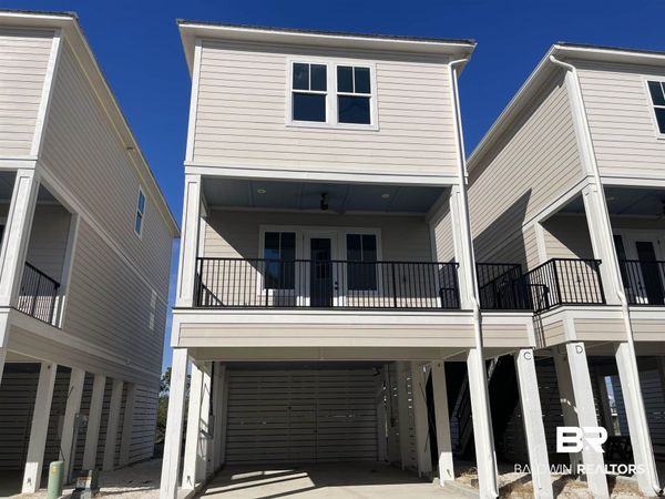 951 W Lagoon Avenue, Unit E, Gulf Shores, AL 36542