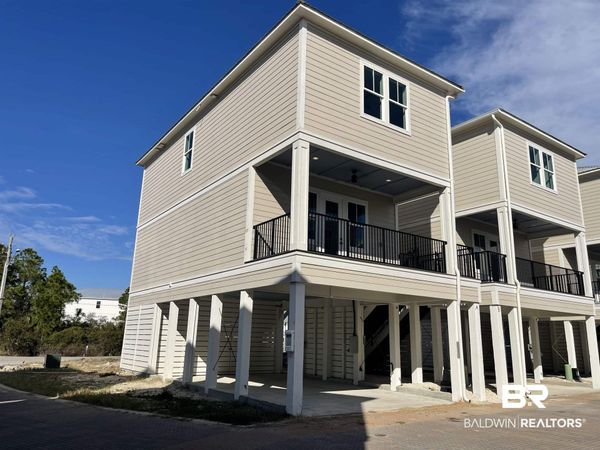 951 W Lagoon Avenue, Unit F, Gulf Shores, AL 36542