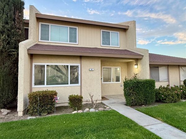 930 Olive Drive, Unit 26, Bakersfield, CA 93308