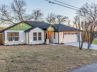 1818 Marfa Avenue, Dallas, TX 75216