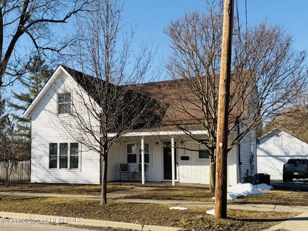 1464 W King Street, Owosso, MI 48867
