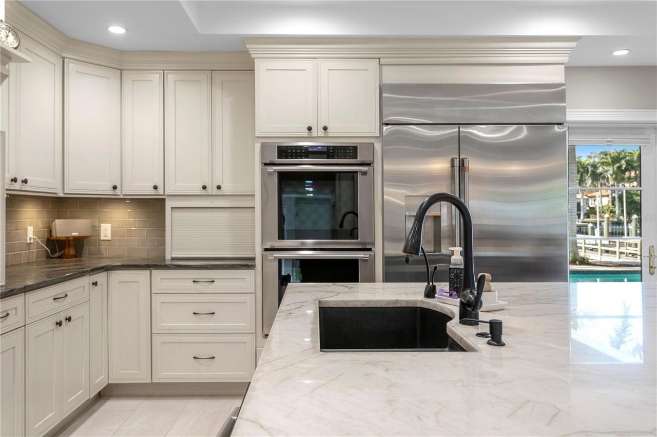 1237 Brightwaters Boulevard Ne, Saint Petersburg, FL 33704 Photo