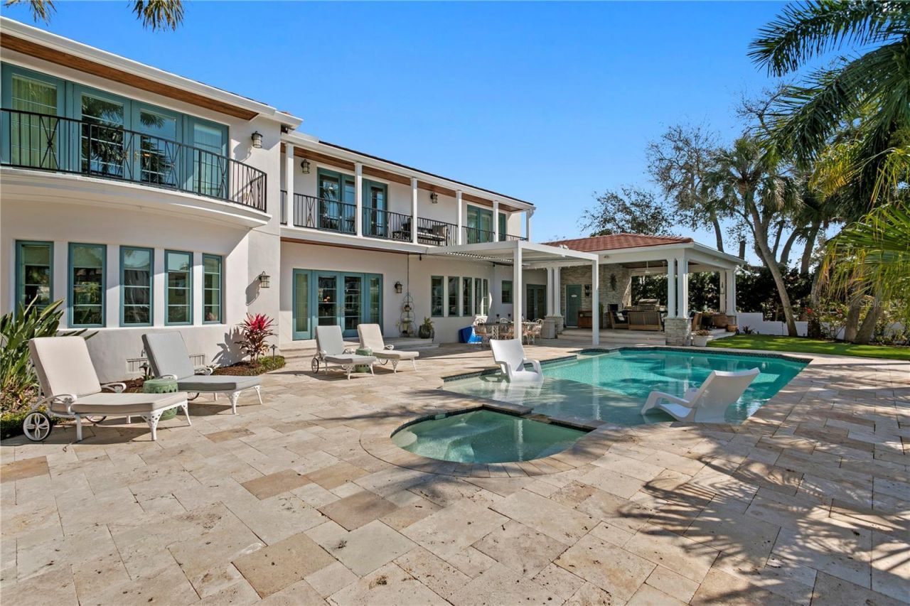 1237 Brightwaters Boulevard Ne, Saint Petersburg, FL 33704 Photo