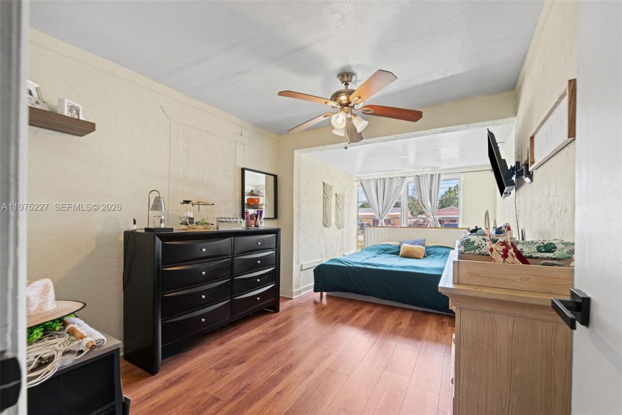 3143 NW 59th St , Miami, FL 33142 Photo