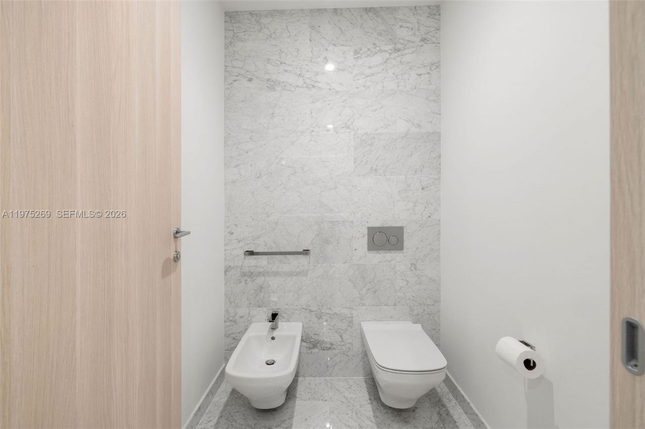 1000 Brickell Plaza, Unit PH5403, Miami, FL 33131 Photo