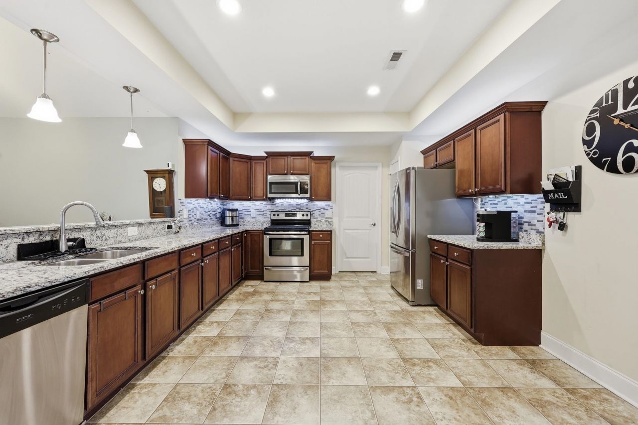 405 Three Rivers Rd. Photo 5