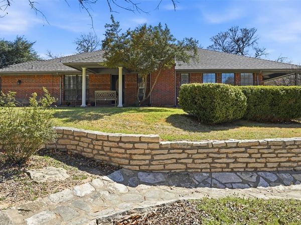 4121 Cimmaron Trail, De Cordova, TX 76049