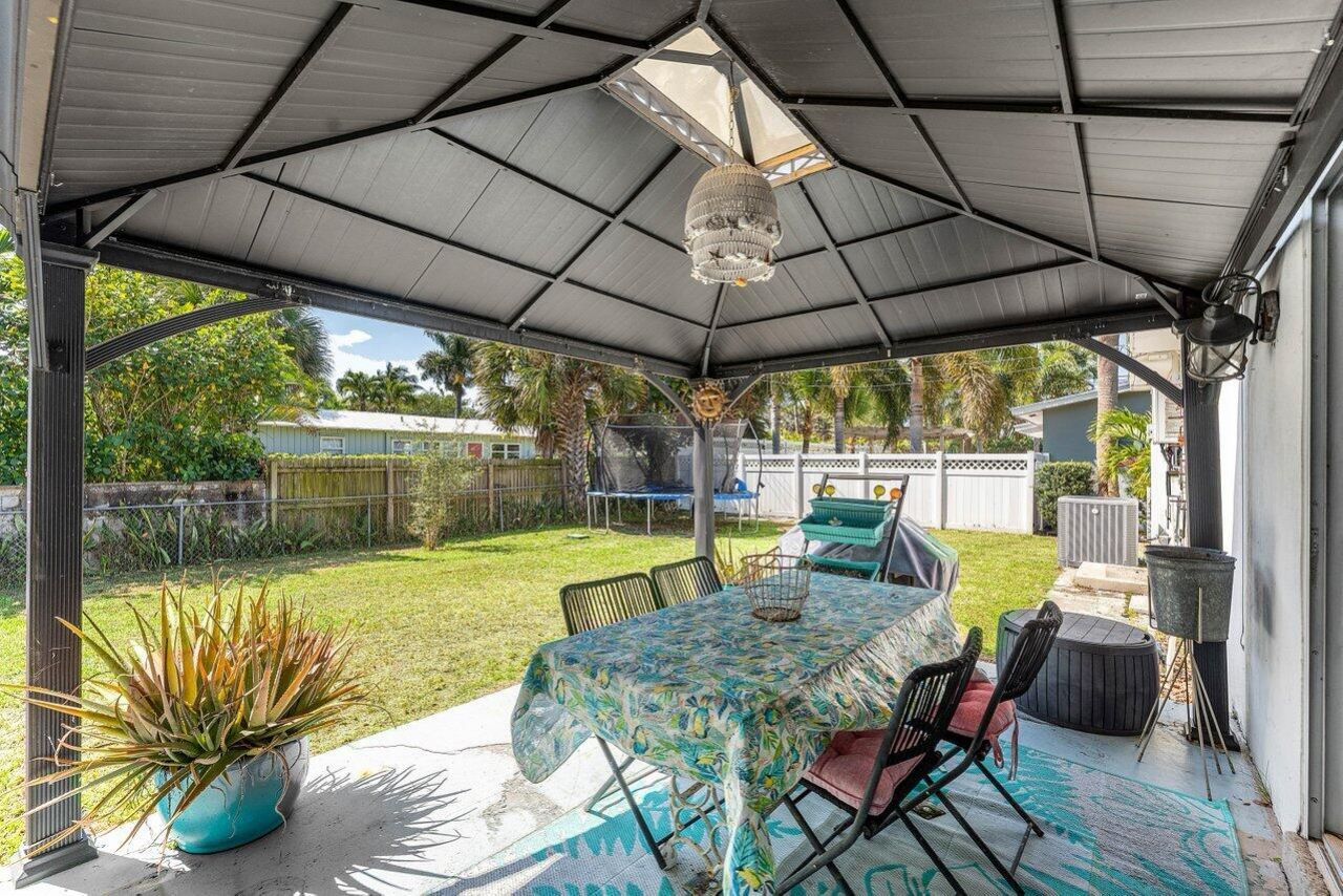 102 NE 22nd Street, Delray Beach, FL 33444 Photo