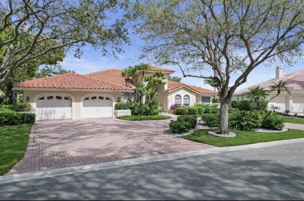 10207 NW 50th Place, Coral Springs, FL 33076 Photo