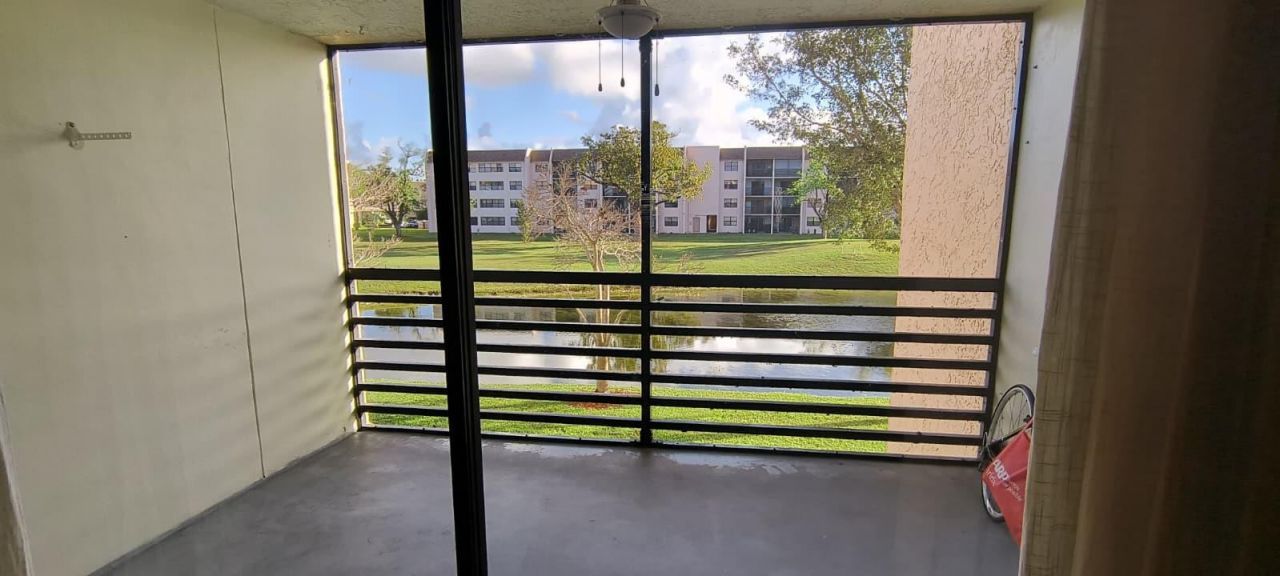 2638 NW 104th Avenue, Unit 204, Sunrise, FL 33322 Photo