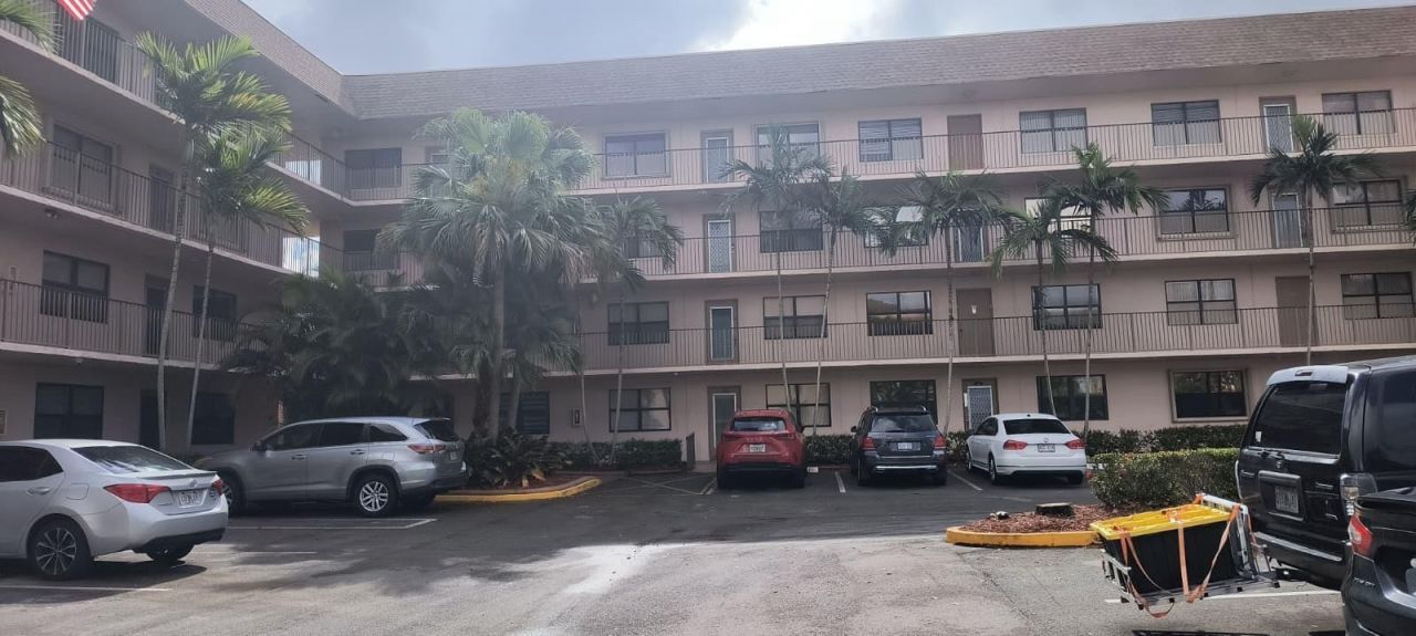 2638 NW 104th Avenue, Unit 204, Sunrise, FL 33322 Photo