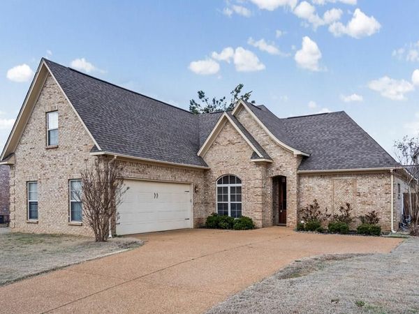 1229 Westbrook Dr., Oxford, MS 38655