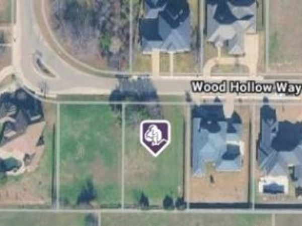 928 Wood Hollow Way , DeSoto, TX 75115