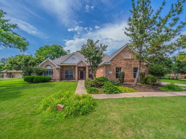 7517 Rodeo Drive, Denton, TX 76208