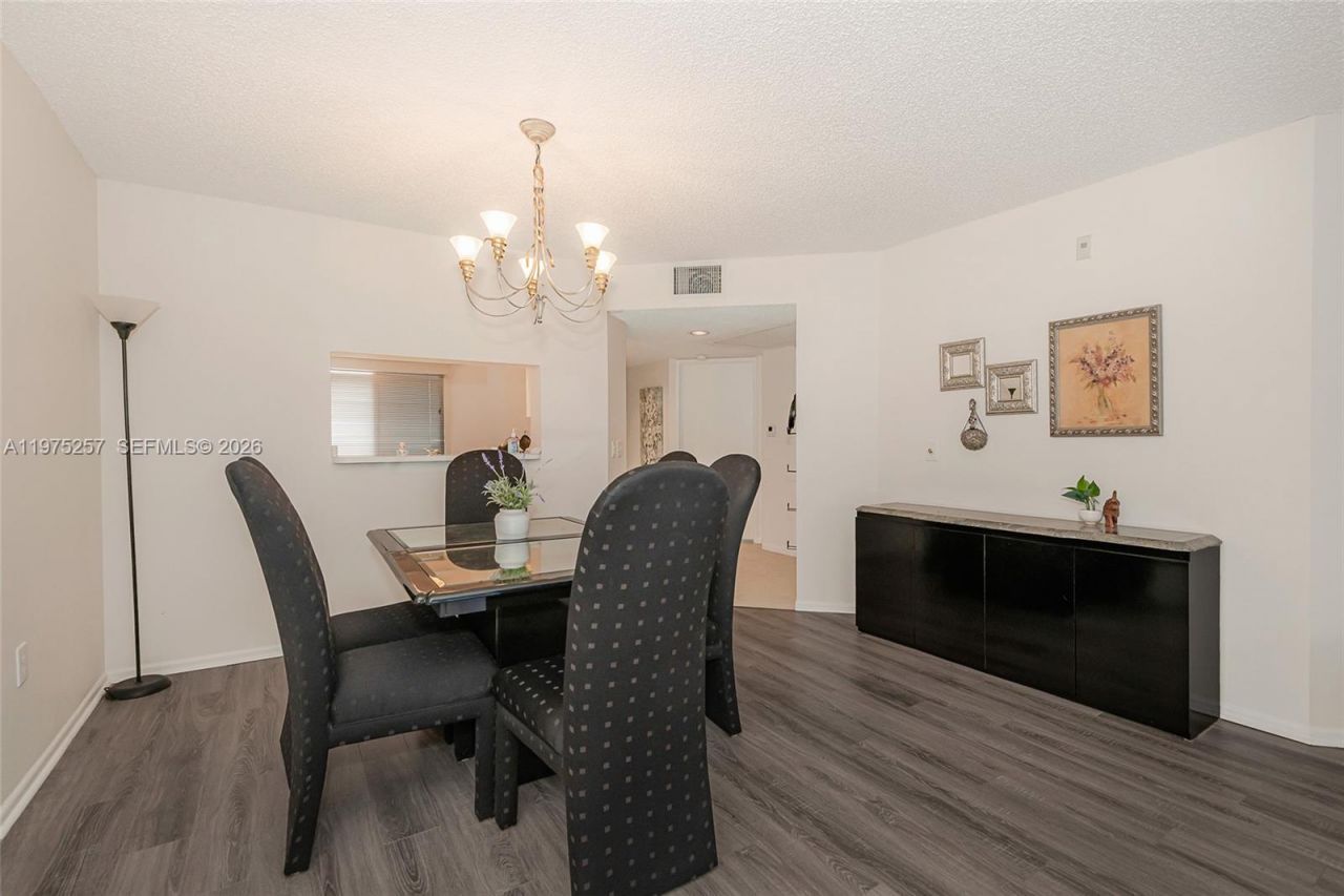 1200 SW 137th Ave, Unit 402E, Pembroke Pines, FL 33027 Photo