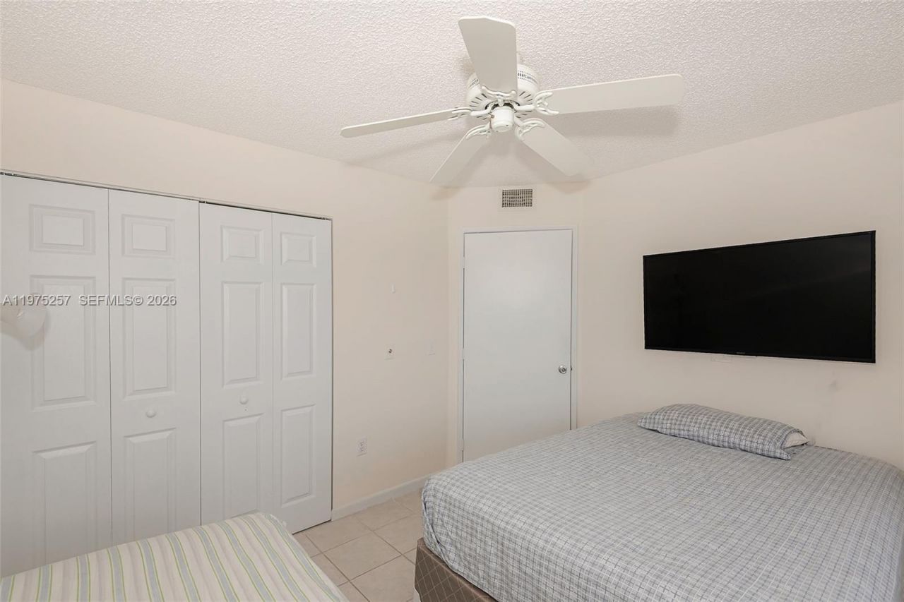 1200 SW 137th Ave, Unit 402E, Pembroke Pines, FL 33027 Photo