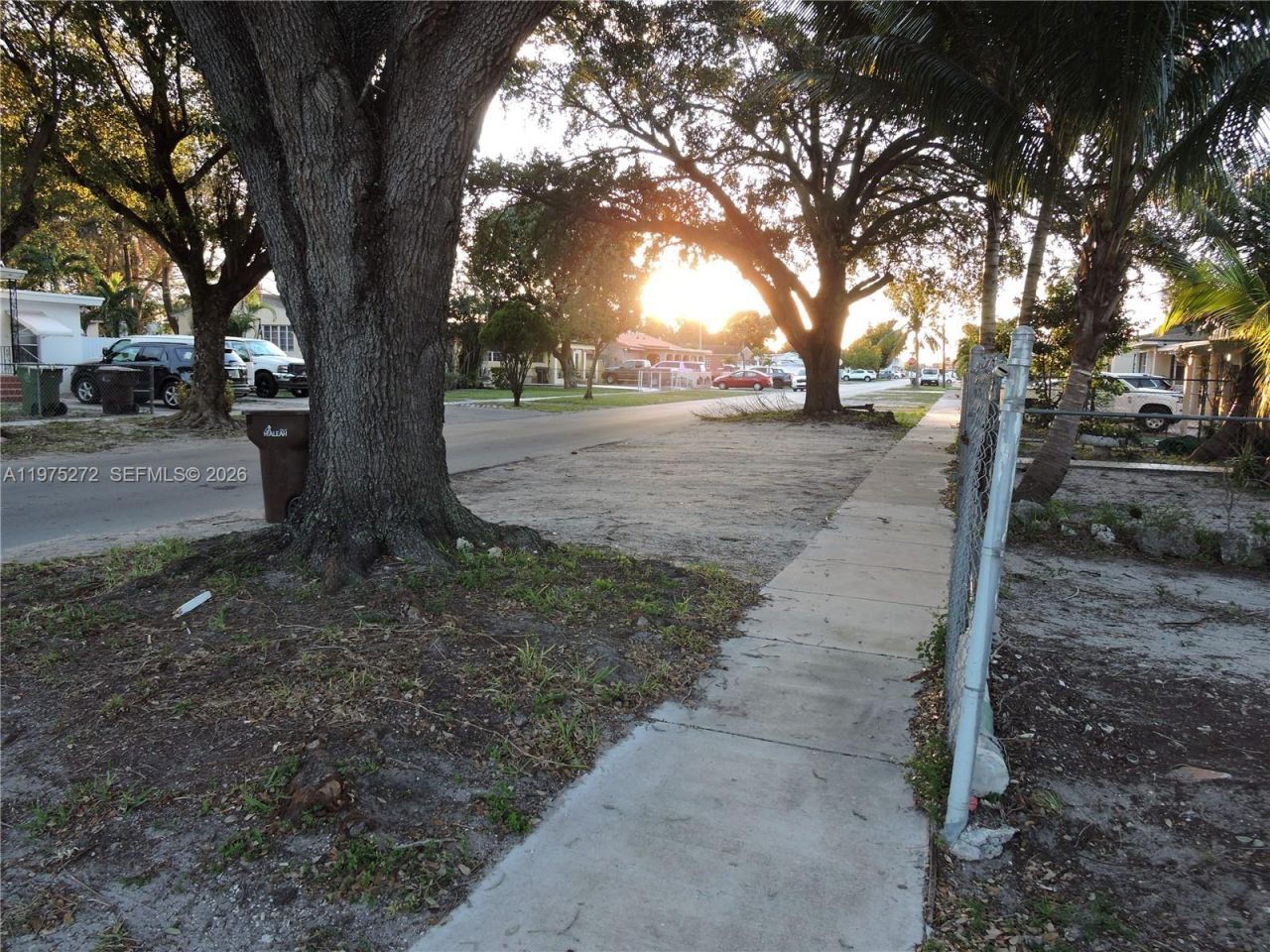 551 E 39th St , Hialeah, FL 33013 Photo