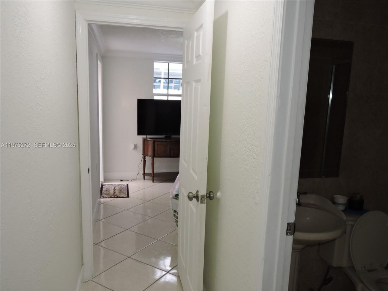551 E 39th St , Hialeah, FL 33013 Photo