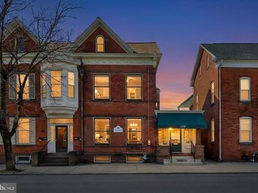 119 BALTIMORE STREET , HANOVER, PA 17331