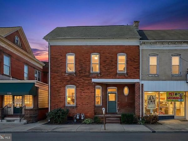 117 BALTIMORE STREET , HANOVER, PA 17331