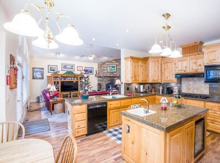 314 Raccoon Trail, Lake Almanor, CA 96020 Photo