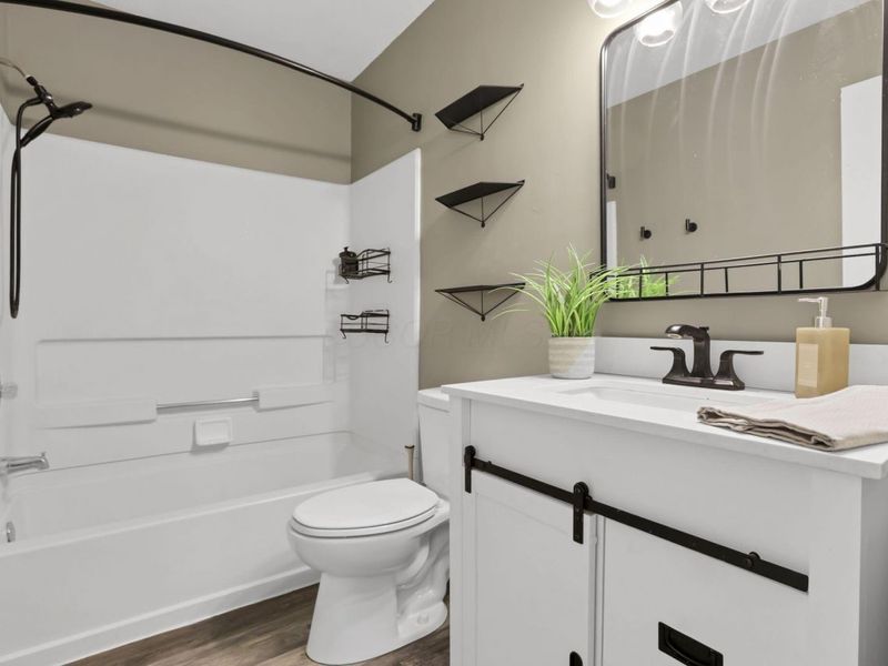 5082 Springdale Boulevard, Unit 31E, Hilliard, OH 43026 Photo 14