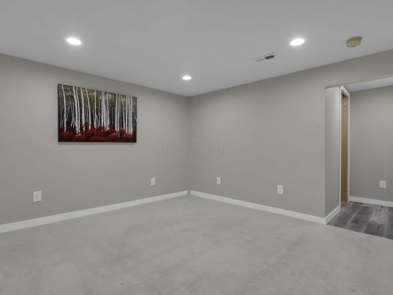 5082 Springdale Boulevard, Unit 31E, Hilliard, OH 43026 Photo 21