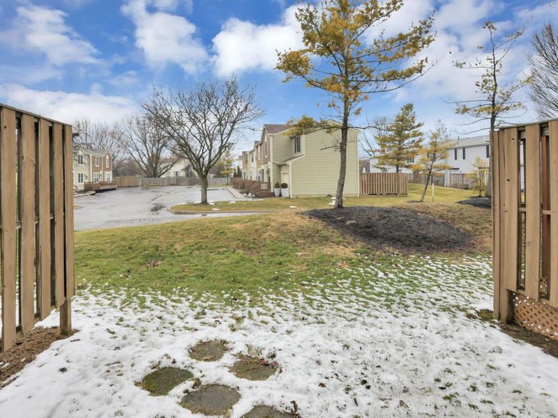 5082 Springdale Boulevard, Unit 31E, Hilliard, OH 43026 Photo 24