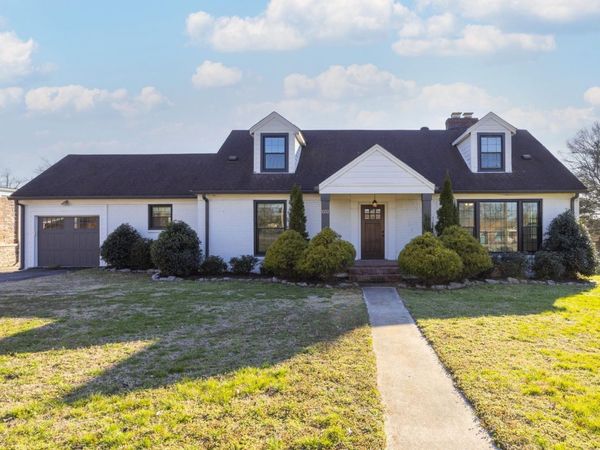 1152 Greenland Ave, Nashville, TN 37216