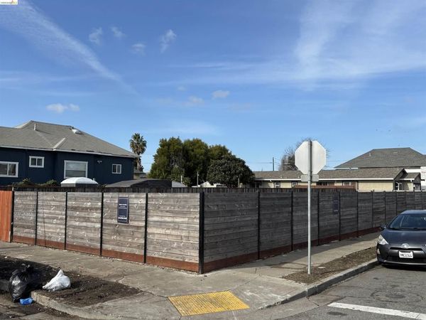 Chanslor Ave, Richmond, CA 94801