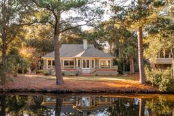 2105 Loblolly Lane photo 4