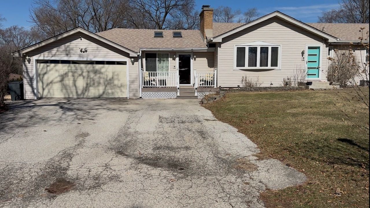 21w506 Terrace Drive, Medinah, IL 60157 Main Photo