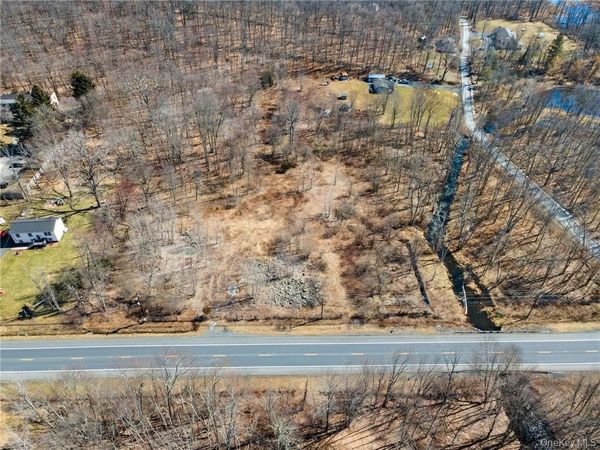 1136 Route 32 , Plattekill, NY 12589