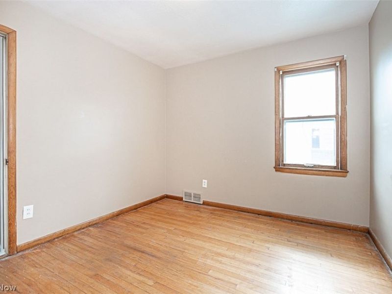 4633 Warner Road, Garfield Heights, OH 44125 Photo 16